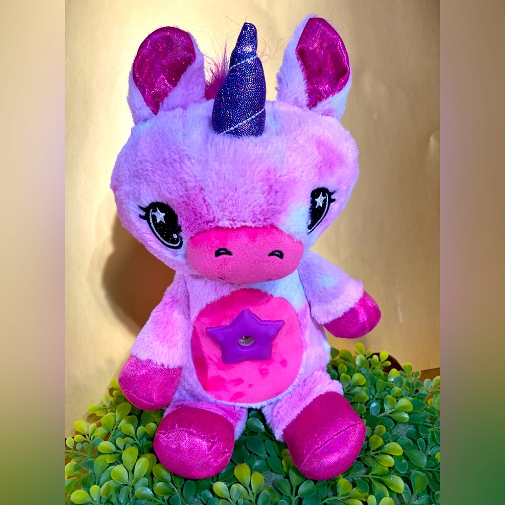 STAR BELLY MAGICAL UNICORN NIGHT LIGHT DREAM LITES PINK MAKES A STARRY ROOM